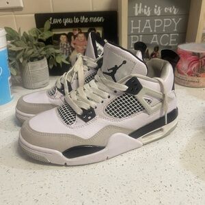 Jordan 4 Military size 6.5